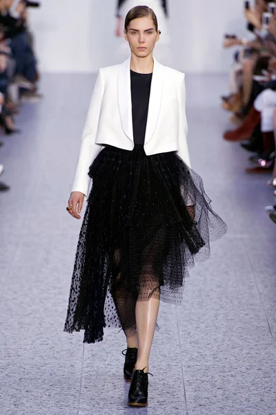 Look 40